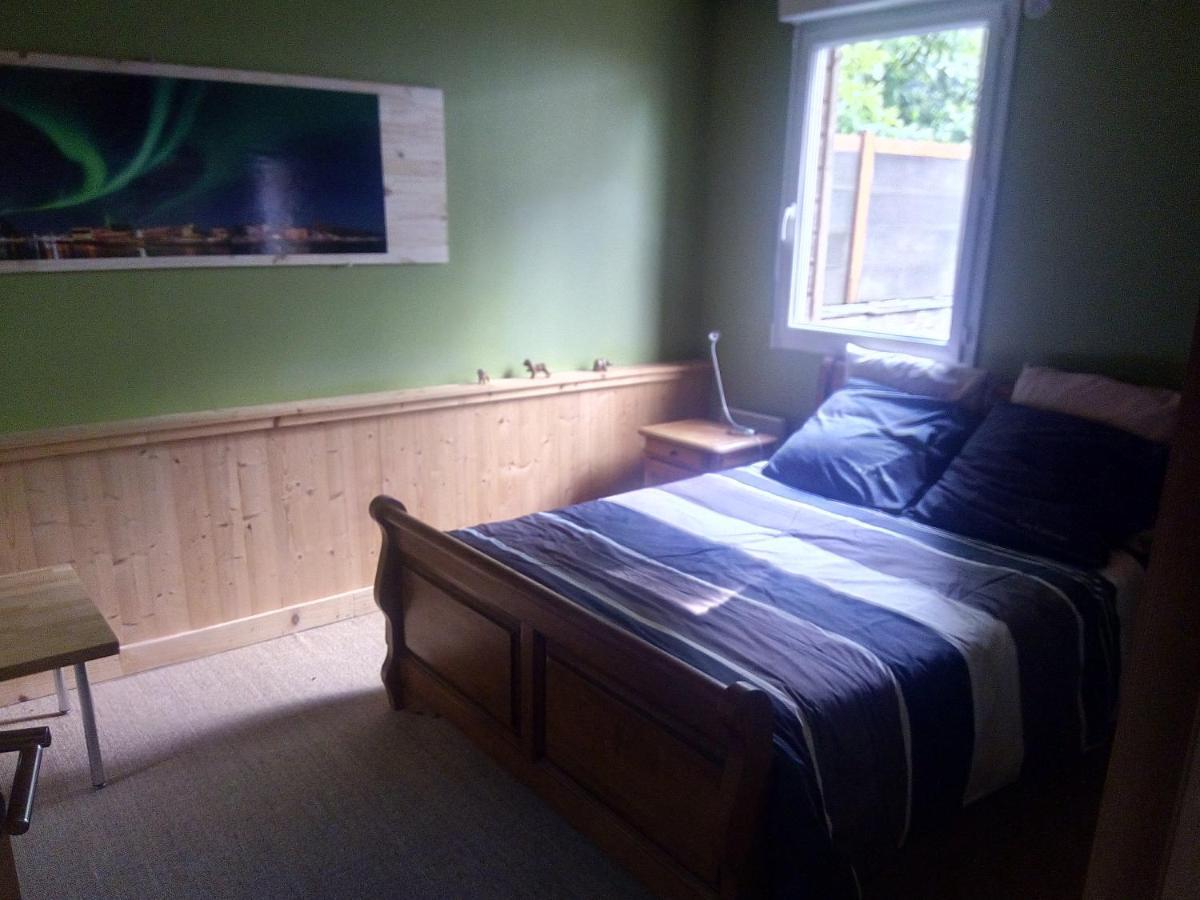 Maison Bois Alaska Rochecorbon Extérieur photo